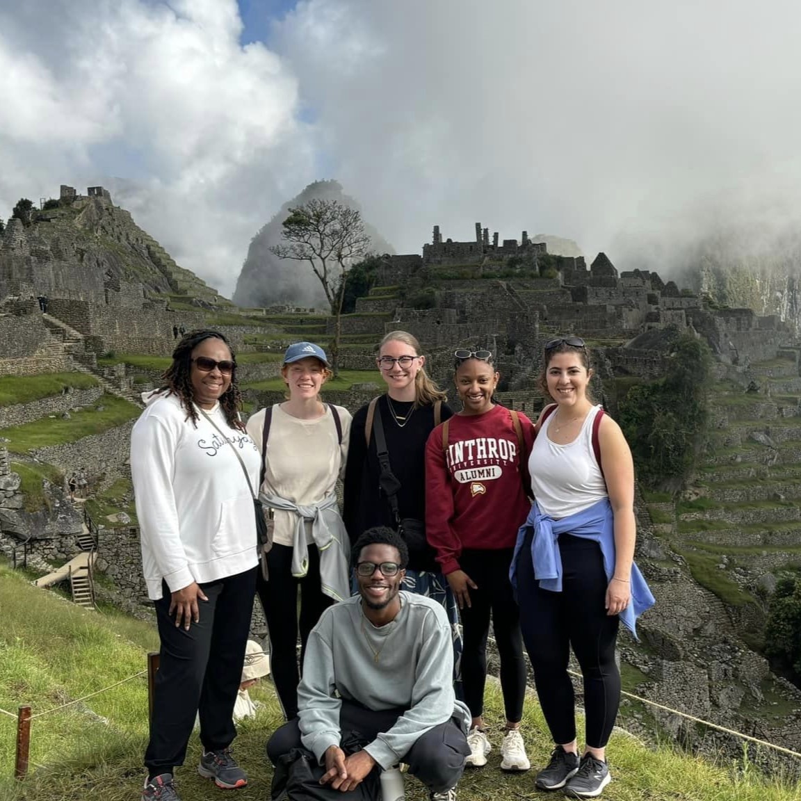 Close Scholars at Machu Picchu